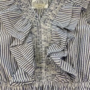 Cupio Seersucker Smocked Top Ruffle Cap‎ Sleeves V-Neck Front Flare Size XL